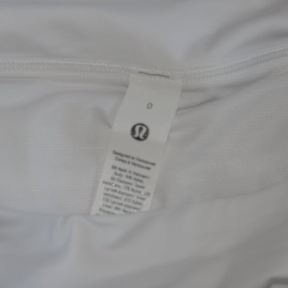 Women's Size 0 Lululemon Speed Up High-Rise Lined Short 2.5" Inseam, White - Picture 4 of 6
